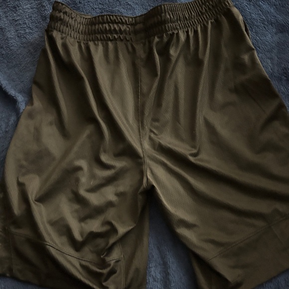 Nike Men's black & camo Athletic Shorts - Picture 3 of 5